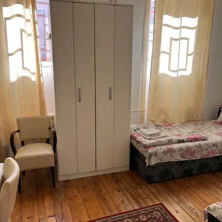 Sobe Sa Sopstvenim Kupatilom Private Bathroom In Center Guest house